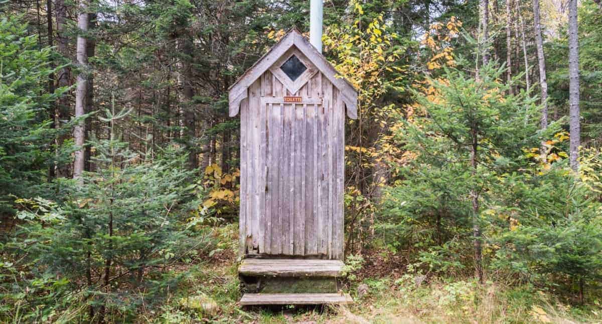 Construire une bécosse