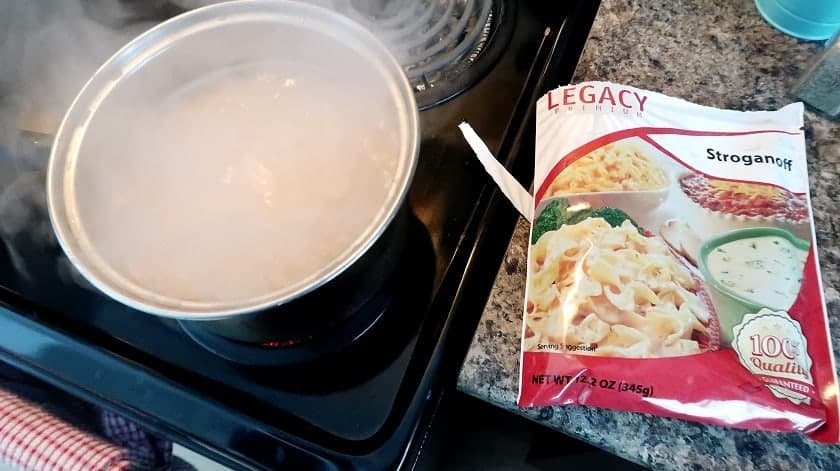 Total Prepare Legacy Premium Food 8 | Québec Preppers Stroganoff Legacy Food Storage prêt à consommer