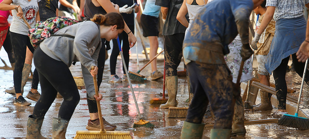 Résilience communautaire Construire des communautés résilientes à petite échelle pour faire face aux défis locaux